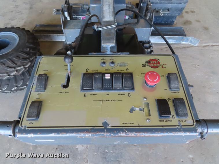 image for item FJ9063 2013 Somero Mini Screed C screed