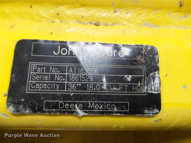 image for item FM9317 John Deere backhoe bucket