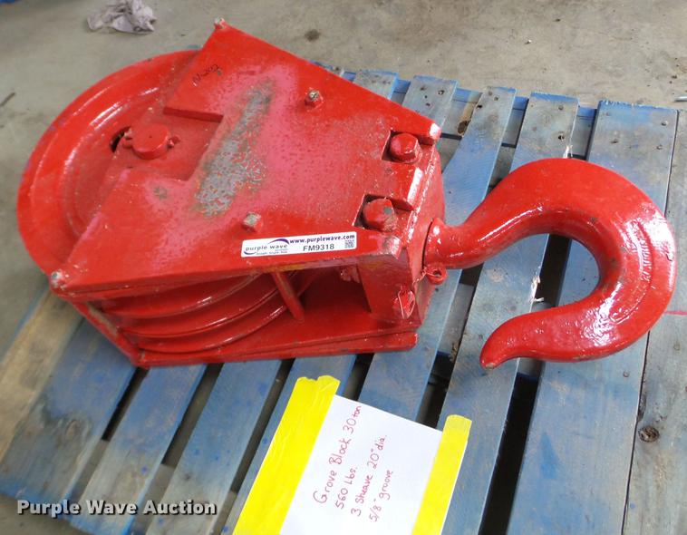 image for item FM9318 Grove sheave block