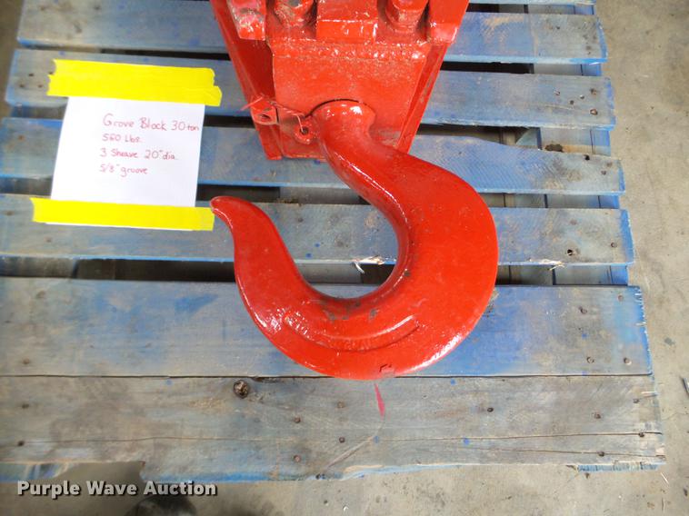 image for item FM9318 Grove sheave block
