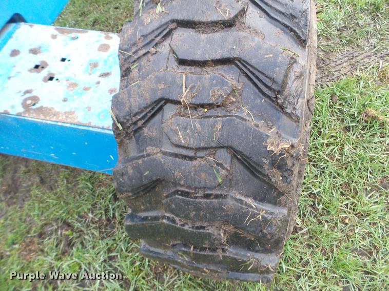 image for item FM9320 2007 Genie S40 boom lift