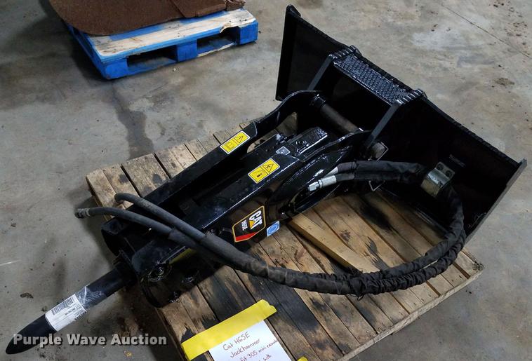 image for item FM9322 Caterpillar H65E hammer