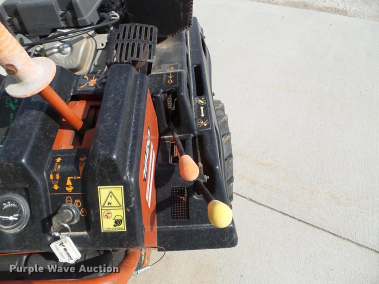 image for item FM9330 2007 Ditch Witch 1820 trencher