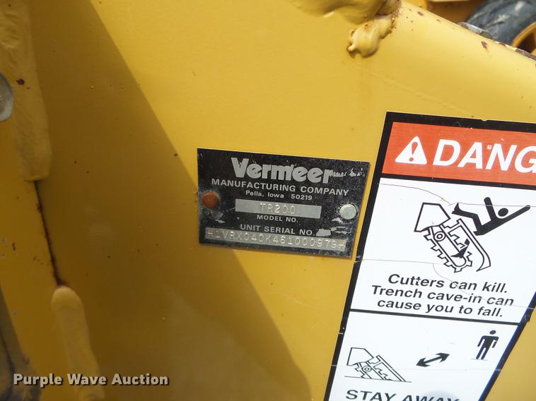image for item FM9333 2006 Vermeer RT200 trencher