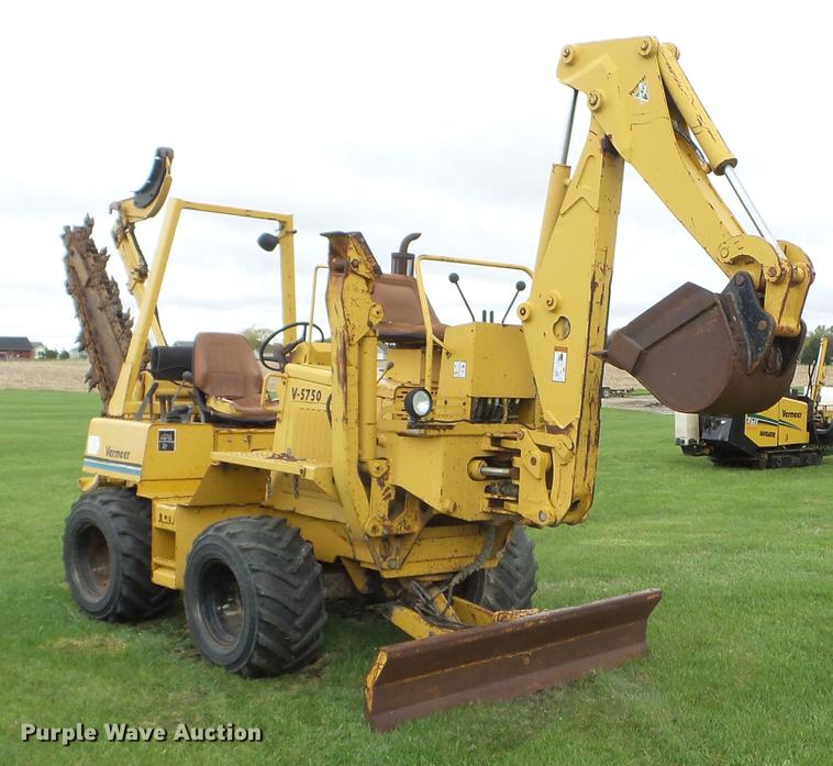 image for item FM9344 1996 Vermeer V5750 trencher
