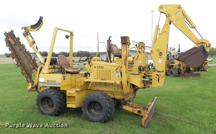 image for item FM9344 1996 Vermeer V5750 trencher