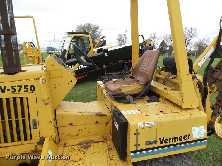 image for item FM9344 1996 Vermeer V5750 trencher