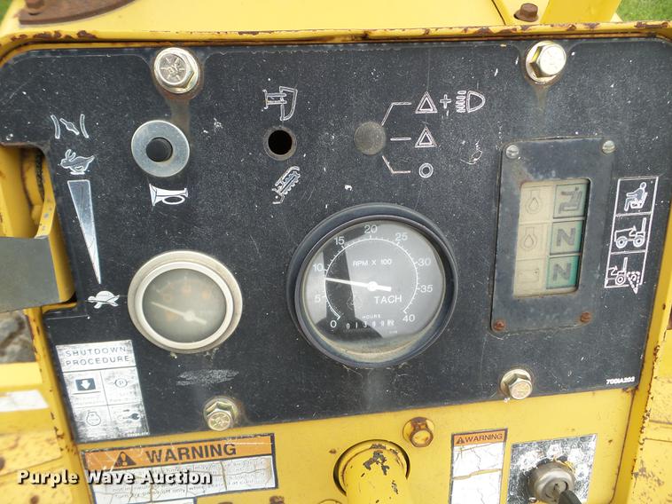 image for item FM9344 1996 Vermeer V5750 trencher