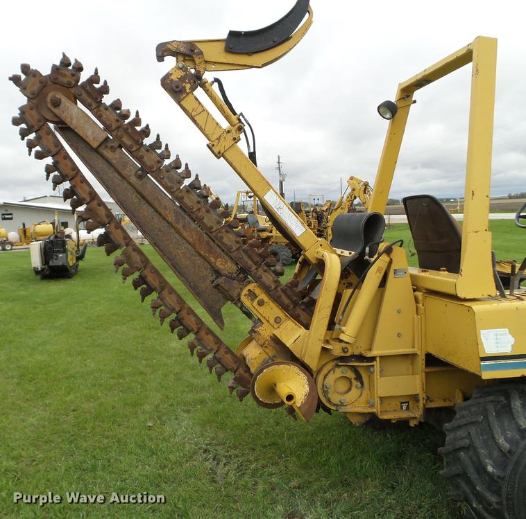 image for item FM9344 1996 Vermeer V5750 trencher
