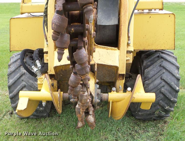 image for item FM9344 1996 Vermeer V5750 trencher