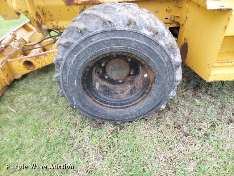image for item FM9344 1996 Vermeer V5750 trencher