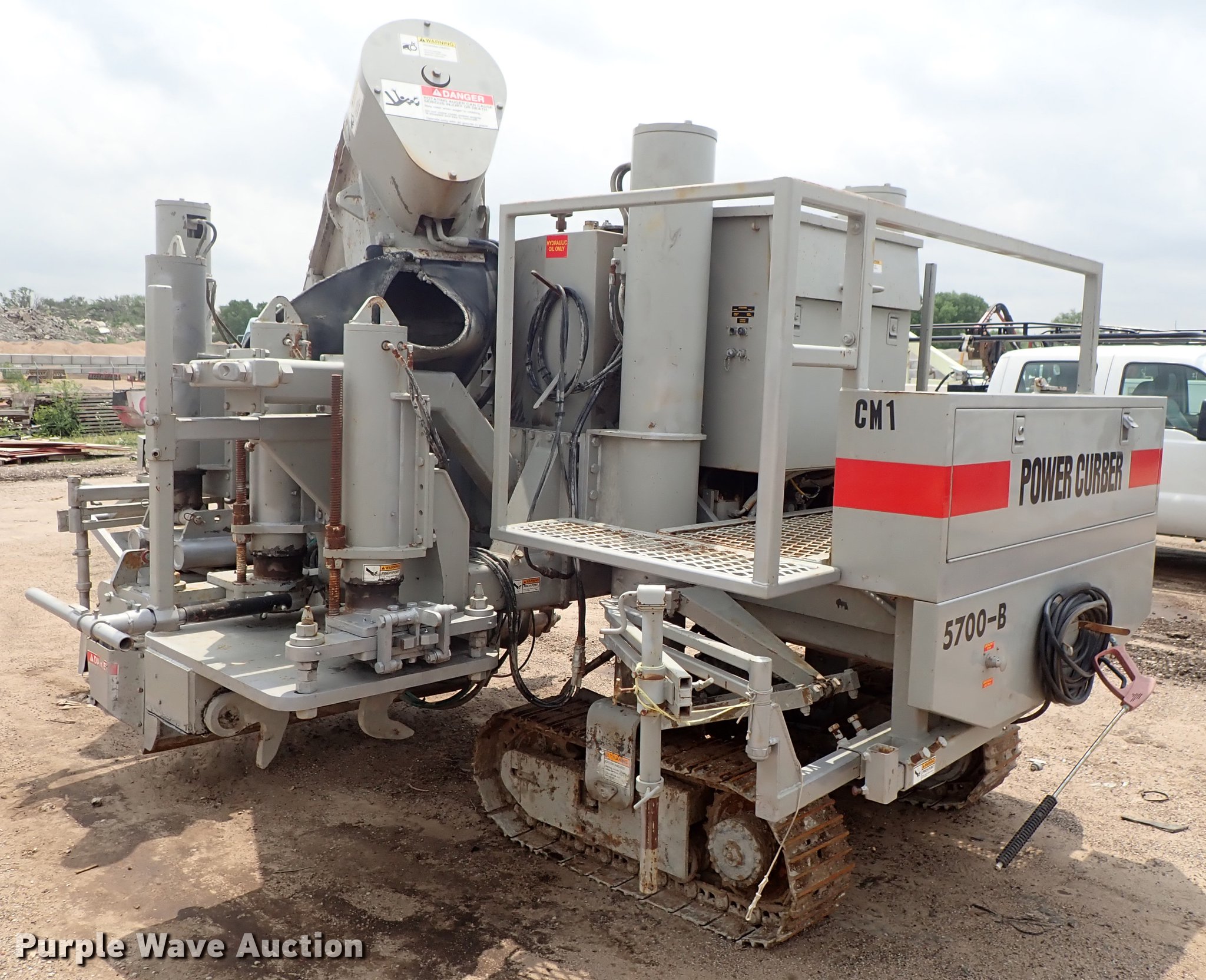 Power Curber 5700B curb machine in Park City, KS Item DF1141 for