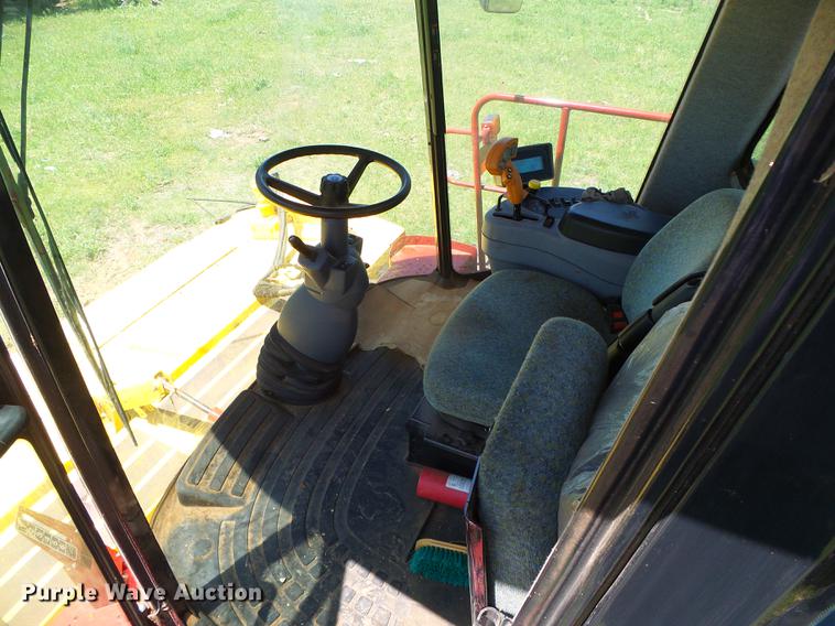 image for item DC5179 2008 New Holland H8080 windrower