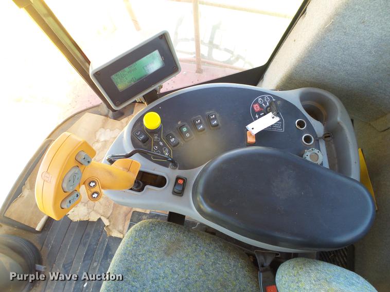 image for item DC5179 2008 New Holland H8080 windrower