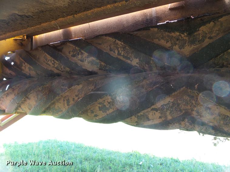 image for item DC5179 2008 New Holland H8080 windrower