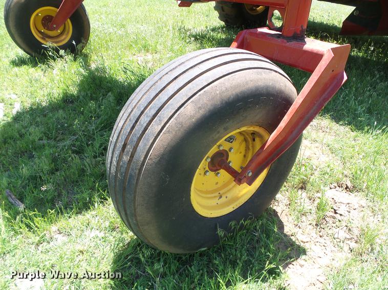 image for item DC5179 2008 New Holland H8080 windrower