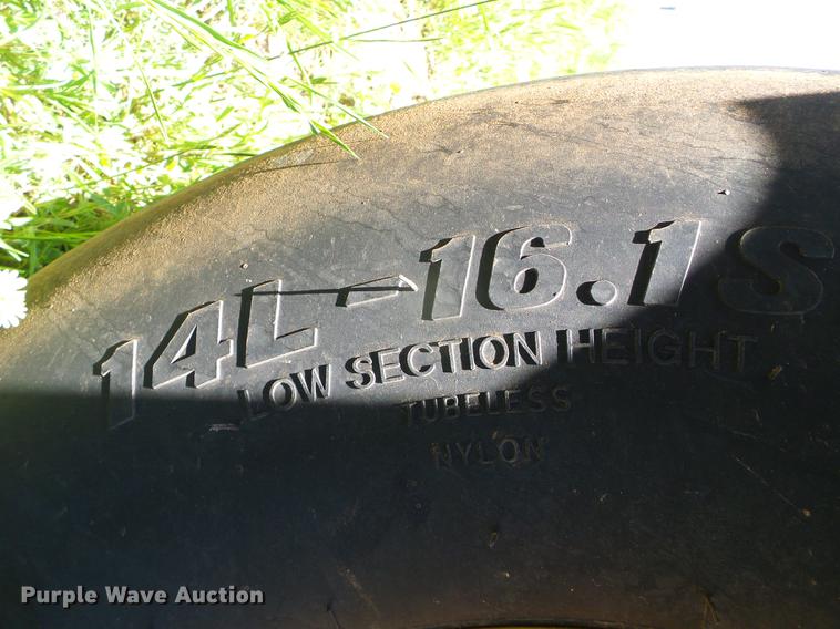 image for item DC5179 2008 New Holland H8080 windrower