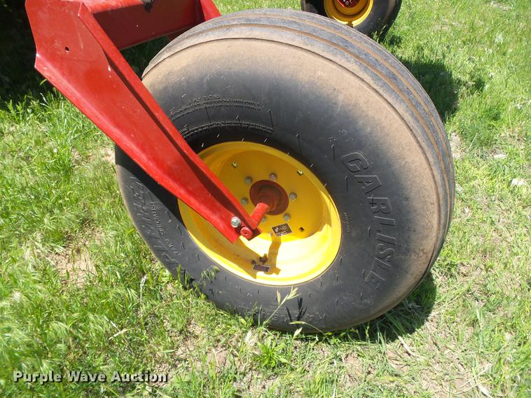 image for item DC5179 2008 New Holland H8080 windrower