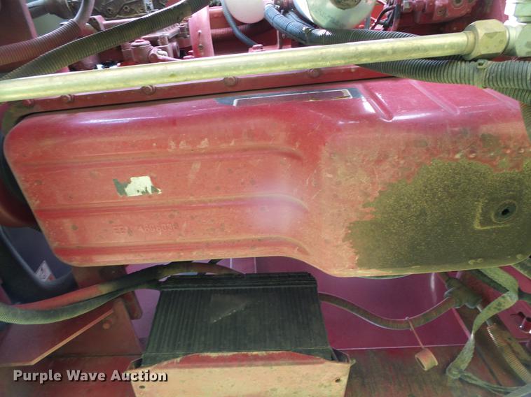 image for item DC5181 2010 New Holland H8080 windrower