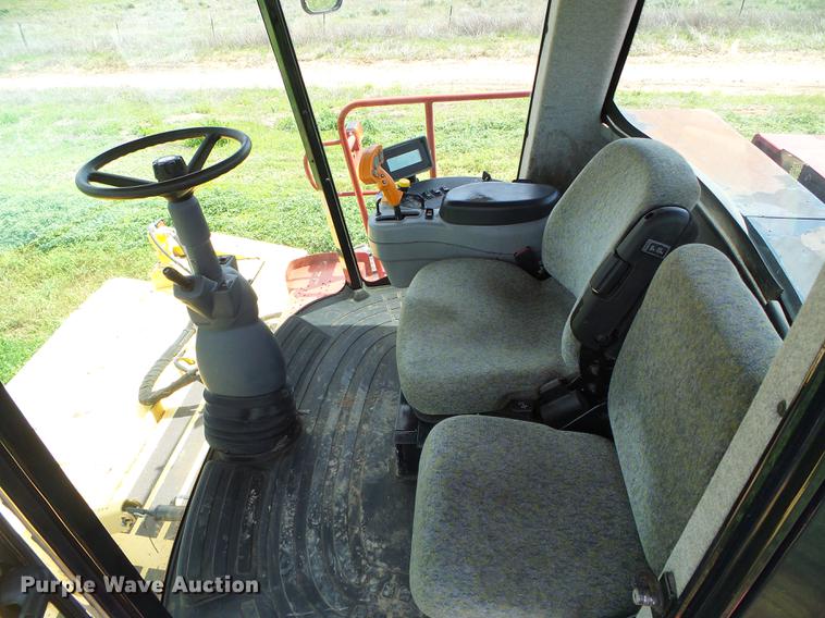 image for item DC5181 2010 New Holland H8080 windrower