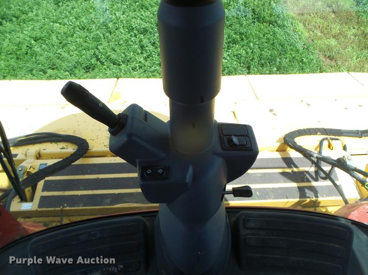 image for item DC5181 2010 New Holland H8080 windrower