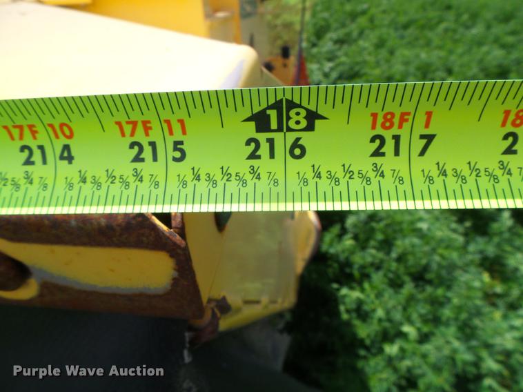 image for item DC5181 2010 New Holland H8080 windrower