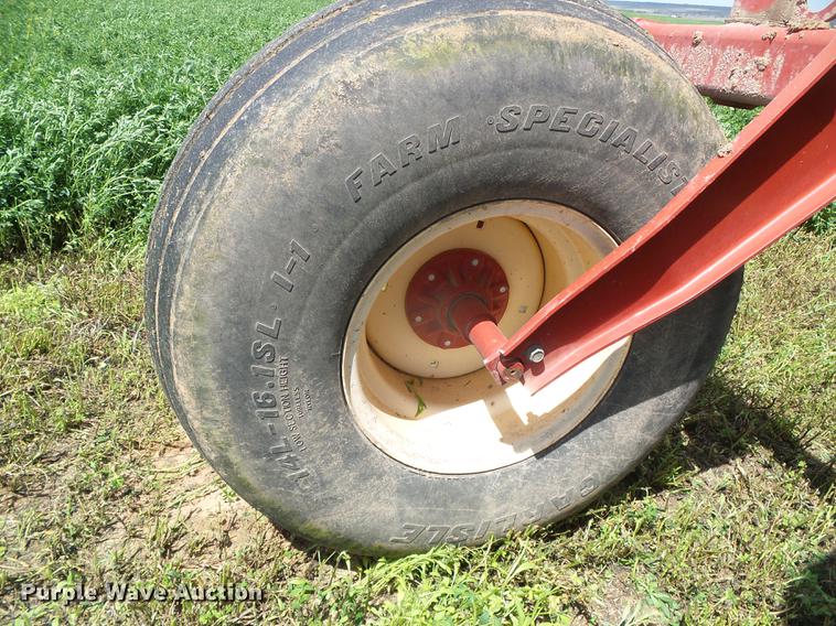 image for item DC5181 2010 New Holland H8080 windrower