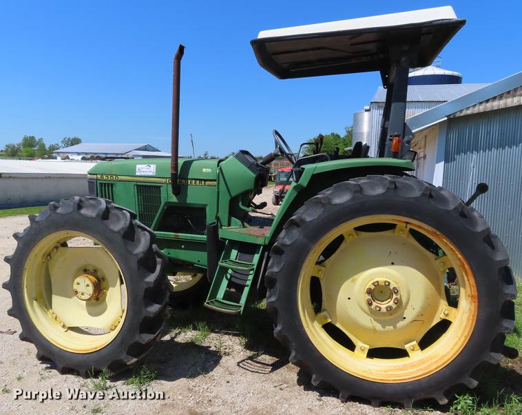 image for item DE3518 1993 John Deere 6300 MFWD tractor