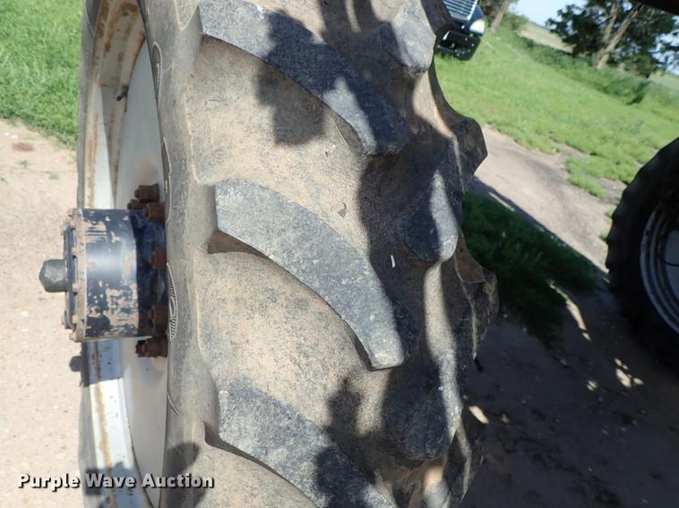 image for item DE5345 2000 Case IH Patriot SPX3185 sprayer