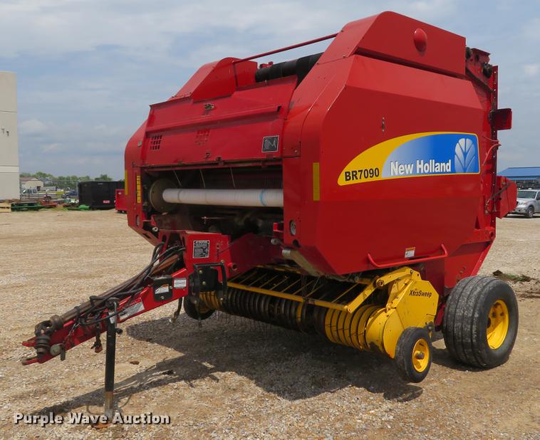 image for item DE8054 2008 New Holland BR7090 round baler