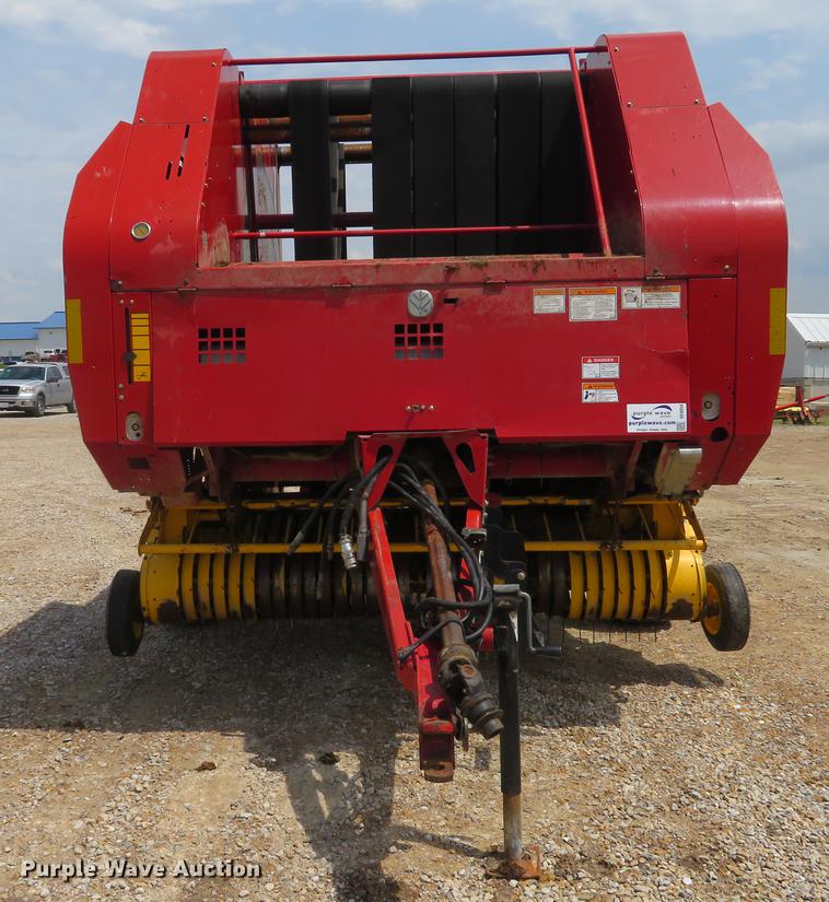 image for item DE8054 2008 New Holland BR7090 round baler