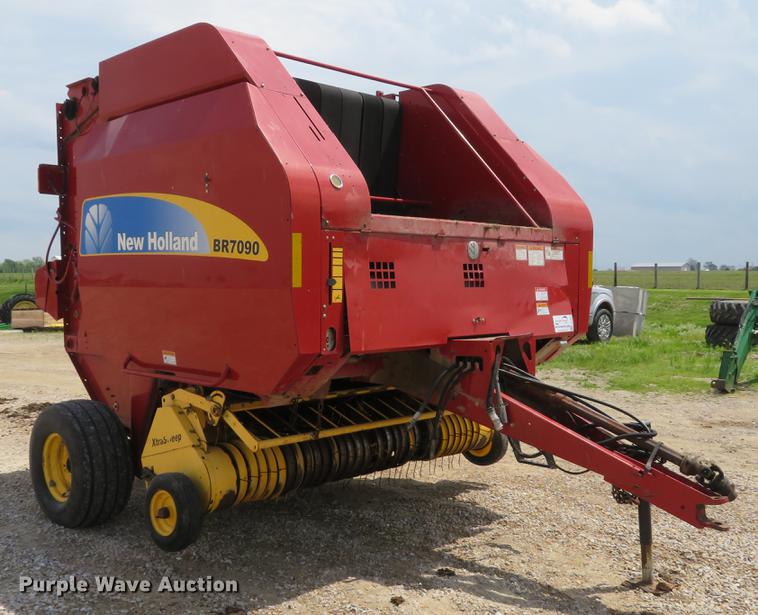 image for item DE8054 2008 New Holland BR7090 round baler