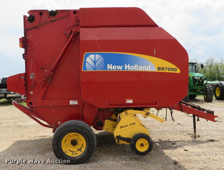 image for item DE8054 2008 New Holland BR7090 round baler
