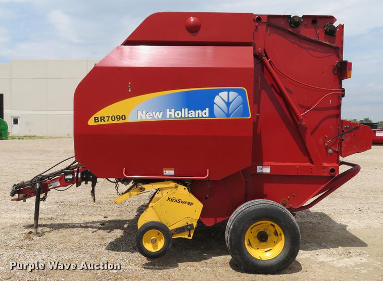 image for item DE8054 2008 New Holland BR7090 round baler