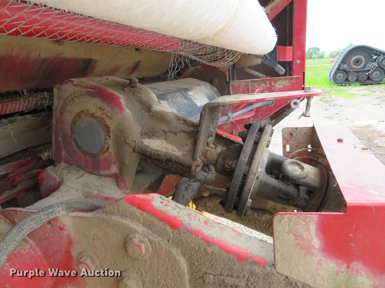 image for item DE8054 2008 New Holland BR7090 round baler