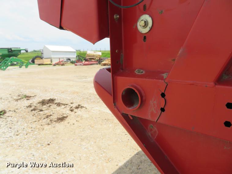 image for item DE8054 2008 New Holland BR7090 round baler