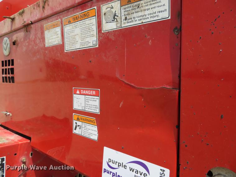 image for item DE8054 2008 New Holland BR7090 round baler