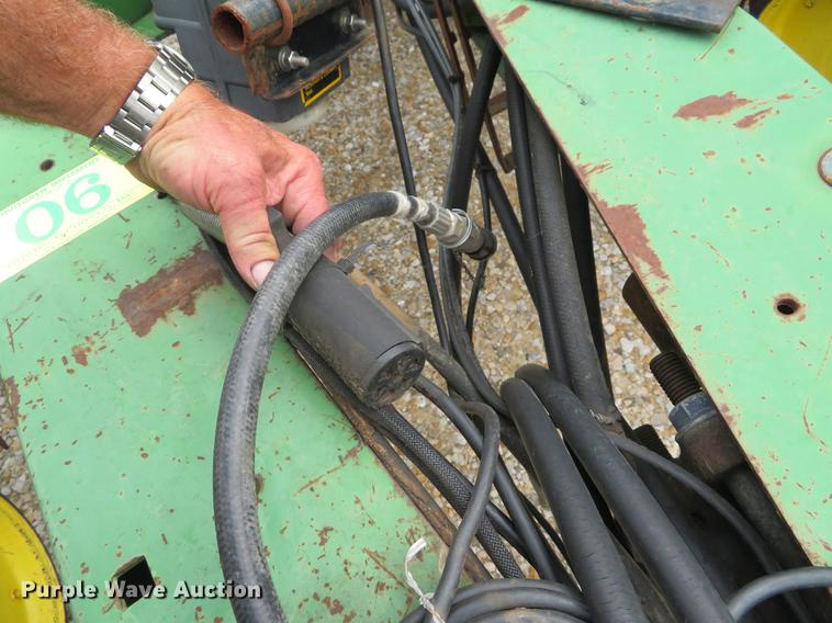 image for item DE8056 John Deere 7200 Max Emerge 2 planter