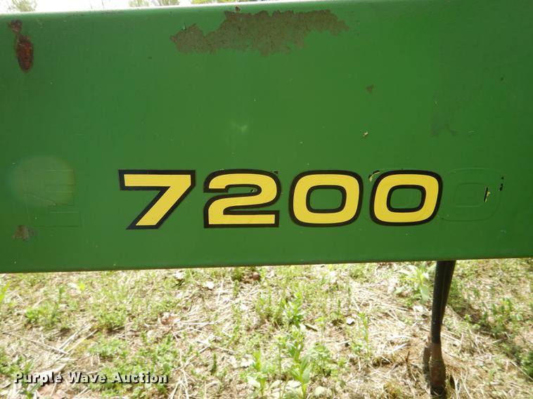 image for item DE8384 John Deere 7200 Max Emerge 2 planter