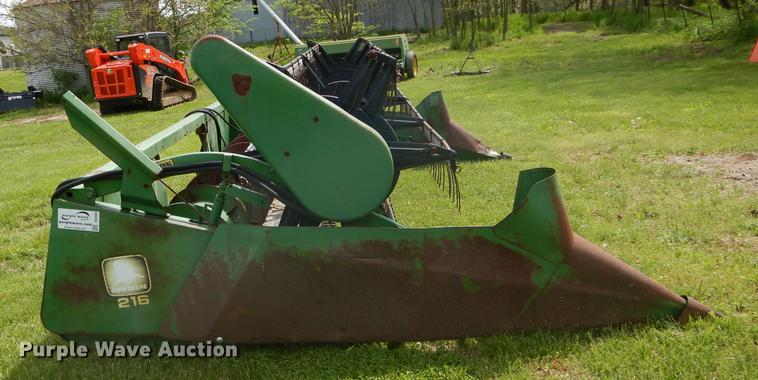 image for item DE8385 John Deere 216 platform head