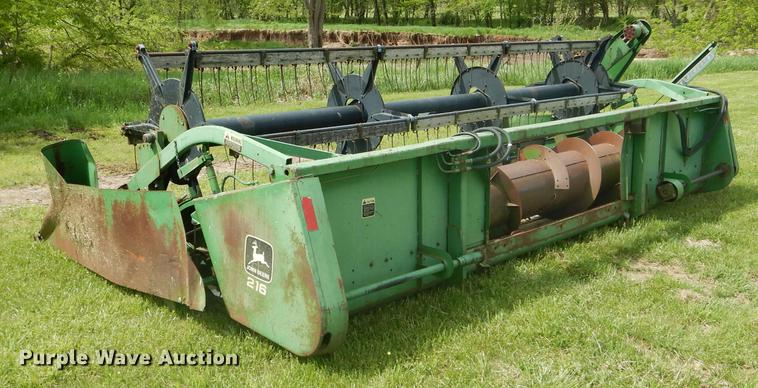 image for item DE8385 John Deere 216 platform head