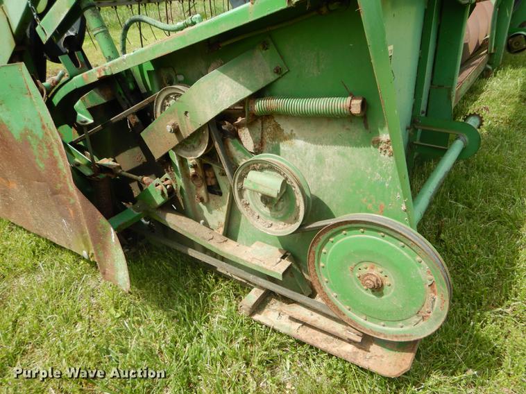 image for item DE8385 John Deere 216 platform head