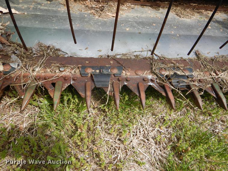 image for item DE8385 John Deere 216 platform head