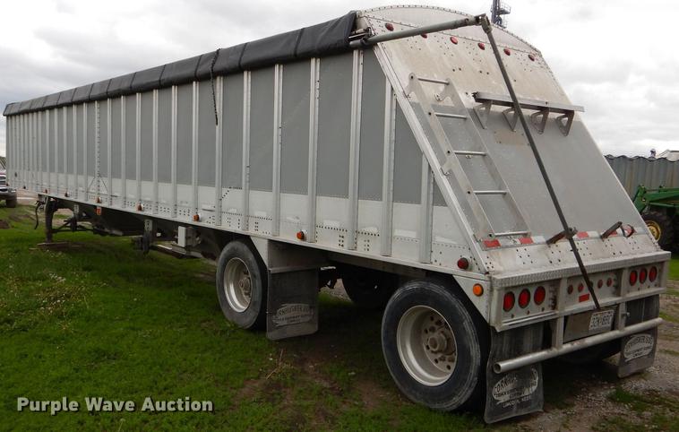 image for item DE8391 2002 Corn Husker double hopper bottom grain trailer