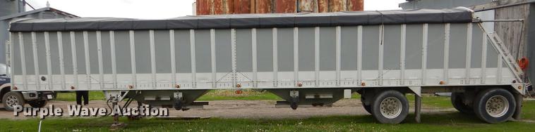 image for item DE8391 2002 Corn Husker double hopper bottom grain trailer