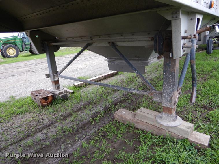 image for item DE8391 2002 Corn Husker double hopper bottom grain trailer