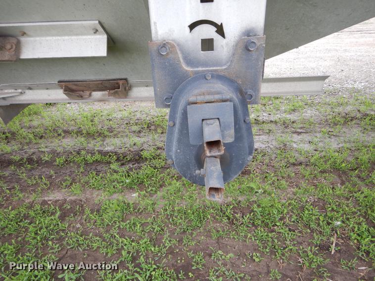 image for item DE8391 2002 Corn Husker double hopper bottom grain trailer