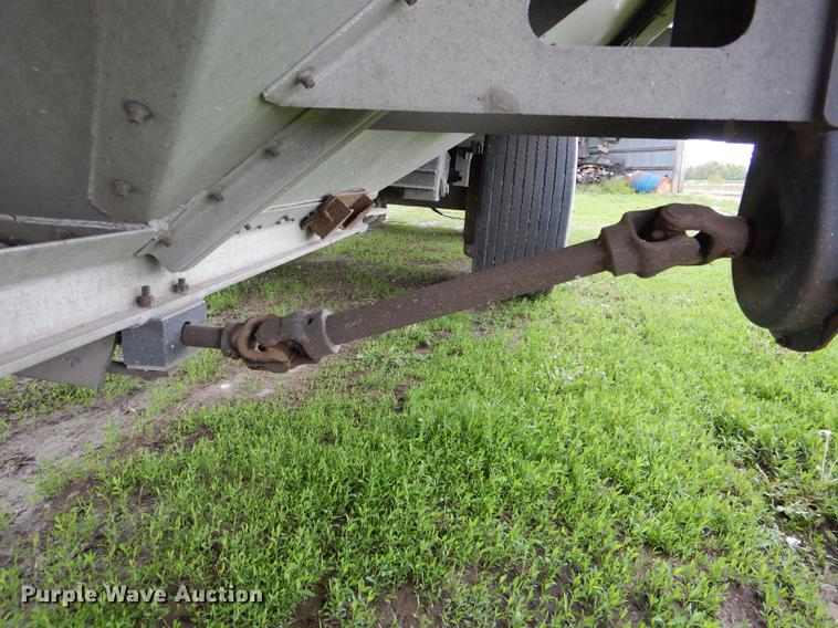 image for item DE8391 2002 Corn Husker double hopper bottom grain trailer