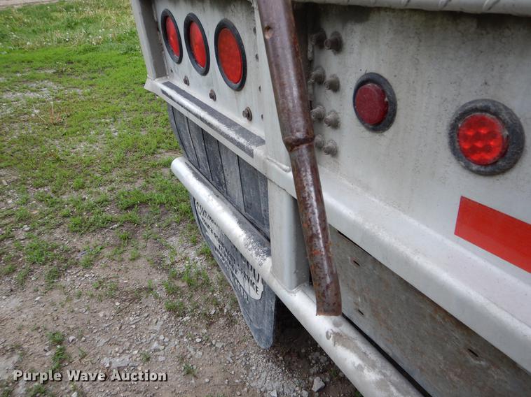 image for item DE8391 2002 Corn Husker double hopper bottom grain trailer
