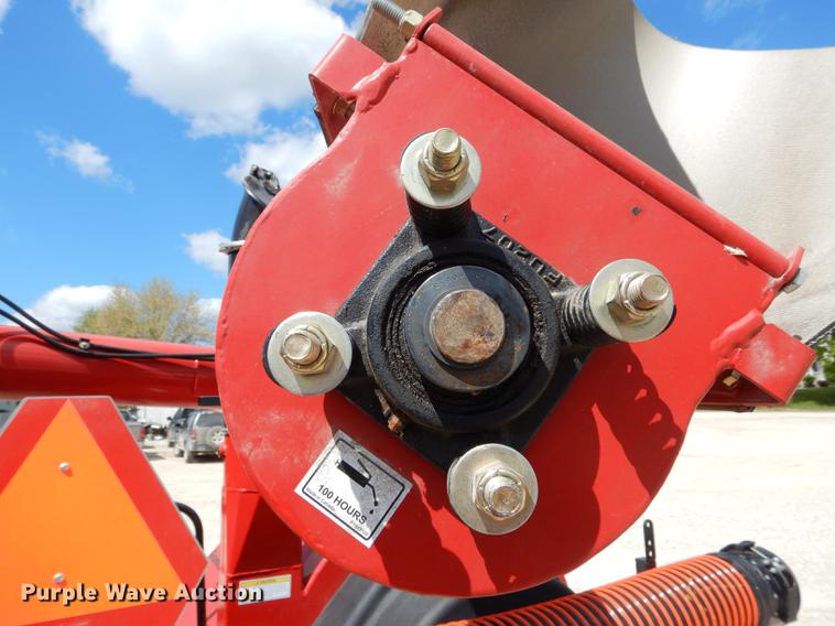 image for item DE8400 Rem VRX grain vacuum